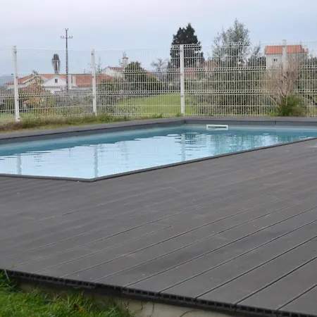 ホームステイ Casa Do Mouro ロウザン